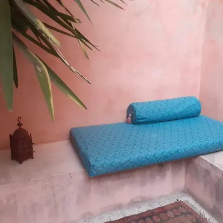 Arlette La Petite Maison Arlesienne Esterno foto