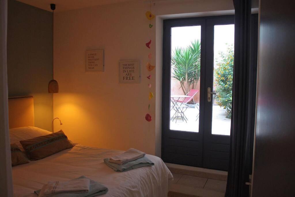Arlette La Petite Maison Arlesienne