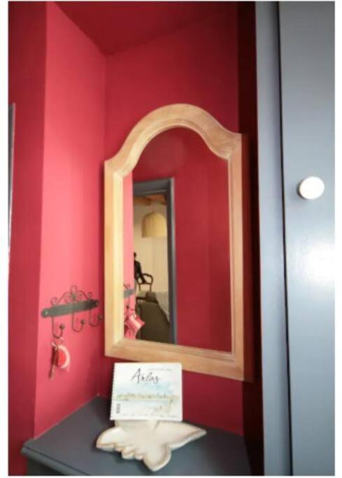 Arlette La Petite Maison Arlesienne *